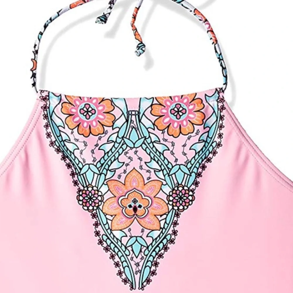 NWT Vigoss 7/8 2pc swim, cap sleeve top, boy‎ short